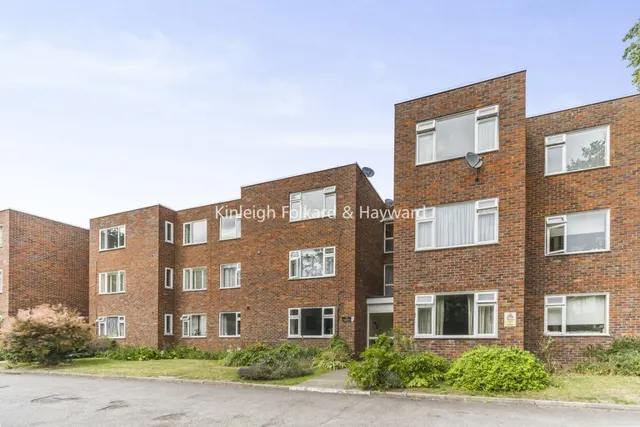 Albemarle Road, Beckenham, BR3, photo 1