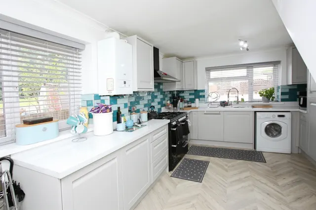 Overdene Blackwood, NP12, photo 3