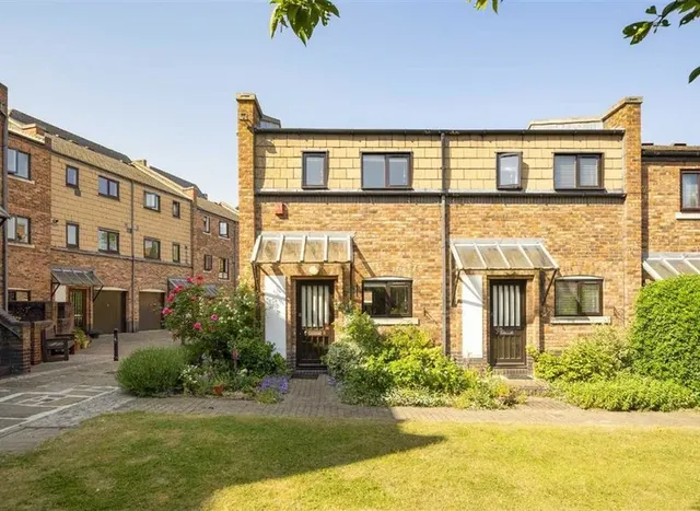 Prospect Place, Wapping, E1W, photo 1