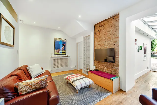 Ashmore Road, Queens Park, London, W9, photo 1