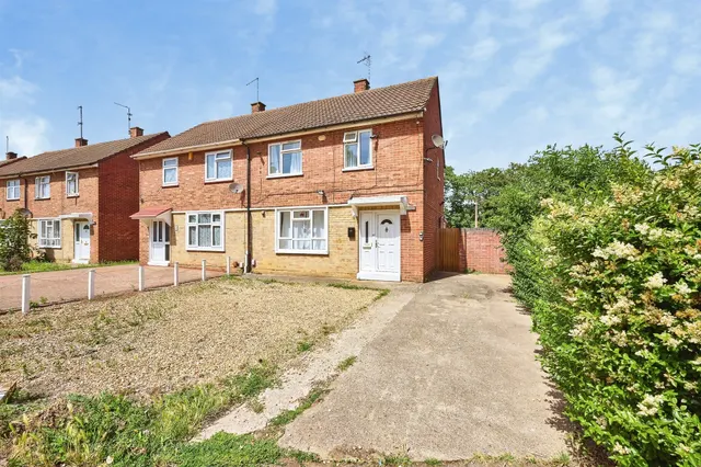 Paston Ridings PETERBOROUGH, PE4, photo 1
