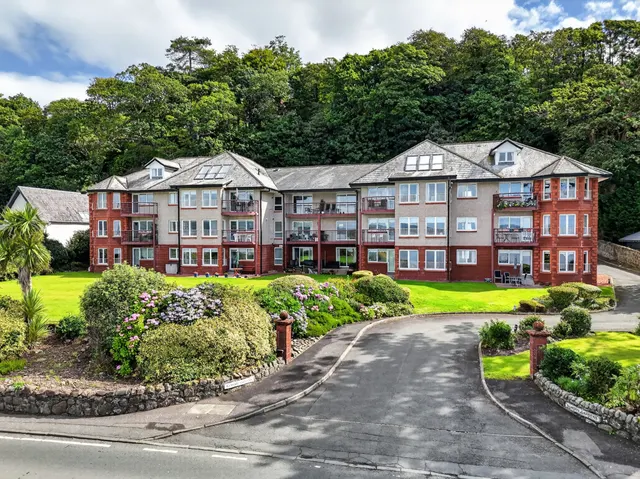 8 Kilmory Gardens, Skelmorlie, PA17 5EX, photo 1
