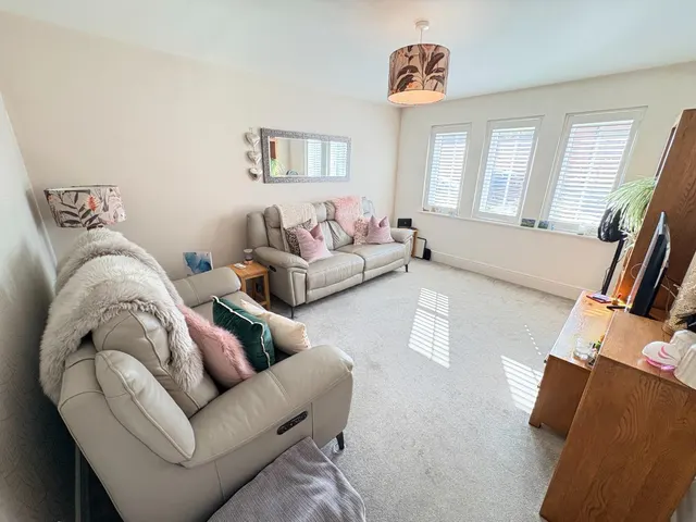 Lynnwood Drive, Wynyard, TS22, photo 2