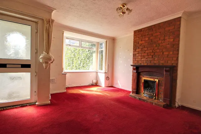 New Village Road, Cottingham, photo 1
