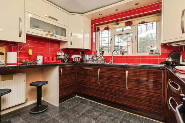 Photo 3 — Sandringham Road, HALESOWEN