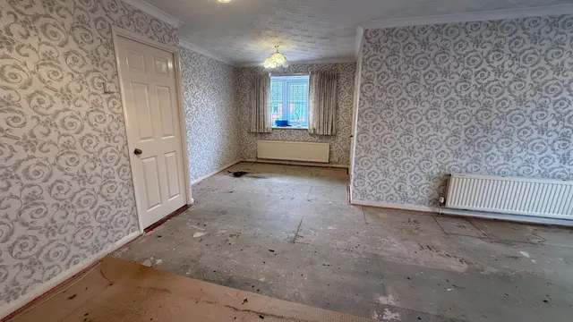 Photo 2 — Clifton Avenue, Stanley, Wakefield, West Yorkshire, WF3