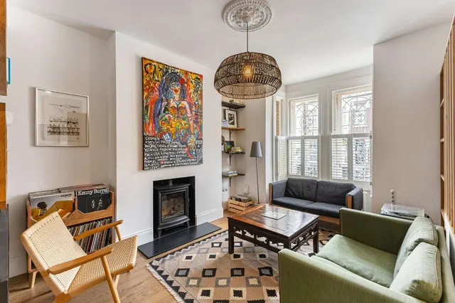 Photo 3 — Alderville Road, London, SW6 3RP