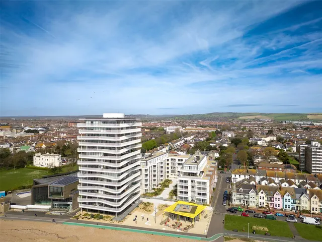 Brighton Road, Worthing, BN11, photo 1