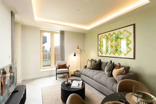 Embassy Boulevard, Nine Elms, SW11, photo 2