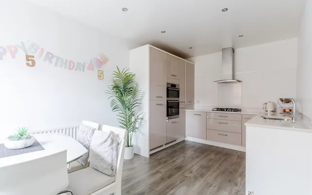 Alexander Road, Frenchay, BS16, photo 2