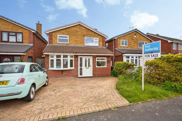 Barmouth Close, Willenhall, WV12, photo 1