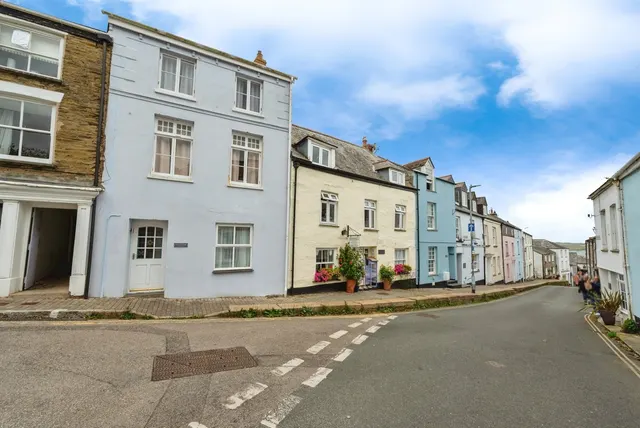 Cross Street, Padstow, PL28, photo 1