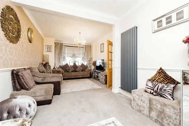 Photo 2 — Mount Pleasant Road, Romford, RM5