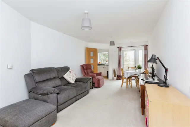 St. Giles Mews, Stony Stratford, MK11, photo 2