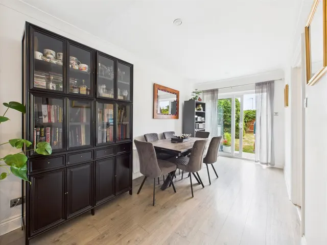 Photo 3 — Victoria Road, Ruislip, HA4 0EP