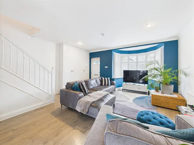Photo 2 — Victoria Road, Ruislip, HA4 0EP