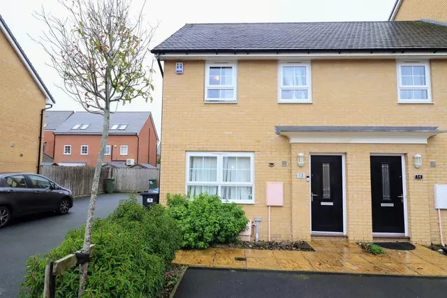 Sheppard Grove, Eagle Farm South, Milton Keynes, Buckinghamshire, MK17 7BE, photo 1