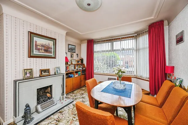Brownmoor Lane, Crosby, L23, photo 3