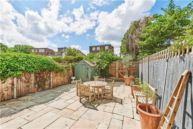 Photo 2 — Martindale, East Sheen, London, SW14