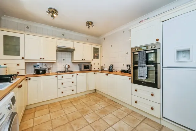 Ladybrook Lane, Mansfield, NG18, photo 3