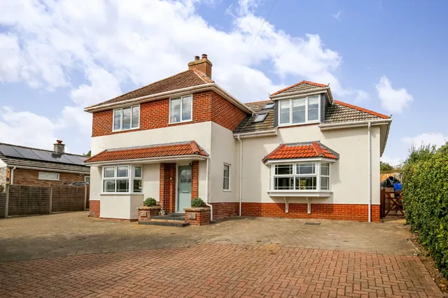 Victoria Road, Wilton, Salisbury, Wiltshire, SP2 0DY, photo 1
