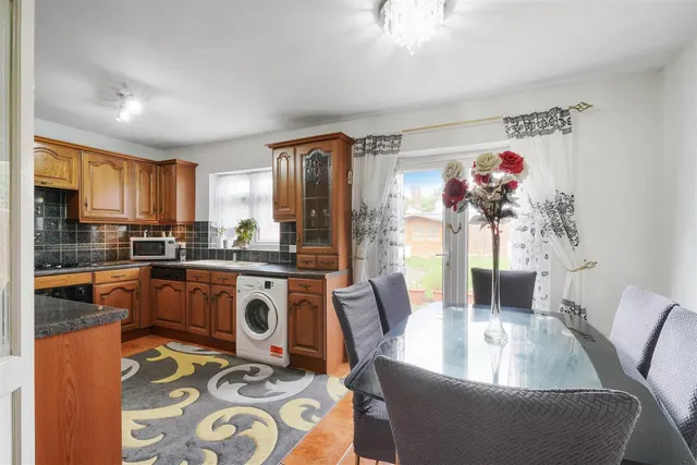 Tintern Way, Harrow, HA2, photo 2