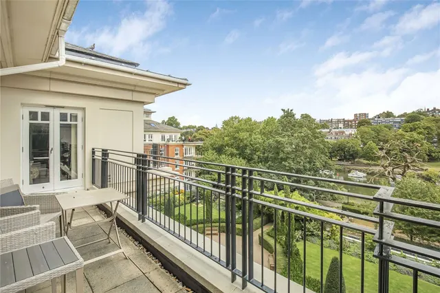 Photo 3 — Richmond Bridge, East Twickenham, TW1 2TW