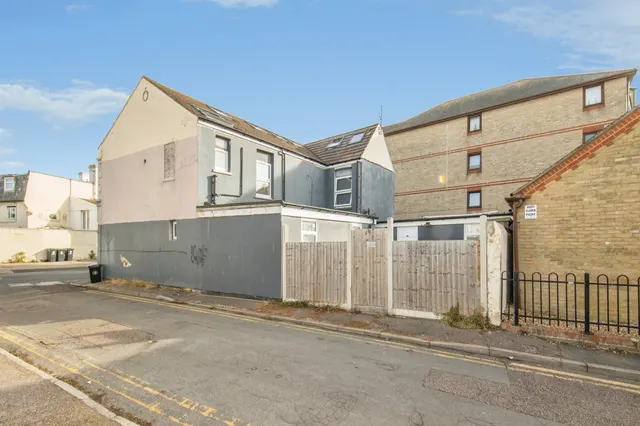 Rosemary Road, Clacton-On-Sea, CO15, photo 3