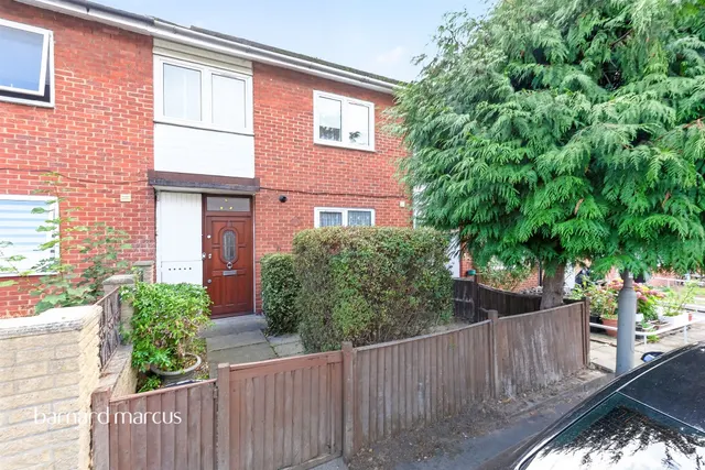 Horndean Close, London, SW15, photo 1