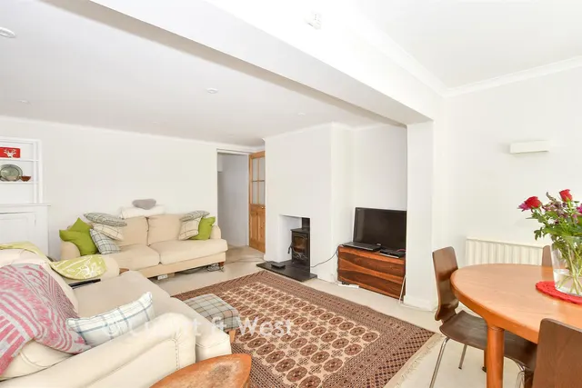 Haywards Heath Road, Balcombe, RH17, photo 2