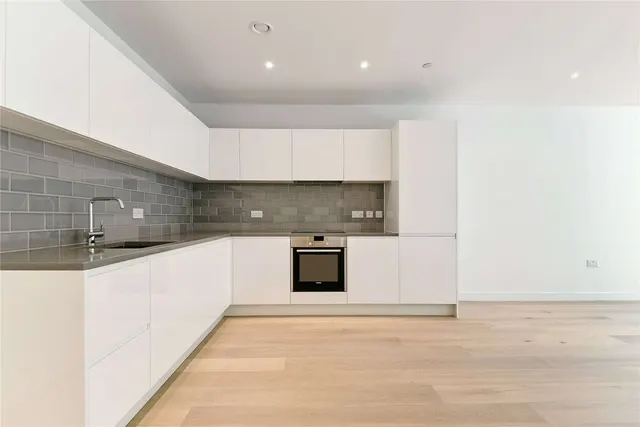 Photo 2 — Fairwater House, 3 Bonnet Street, London, E16 2SZ