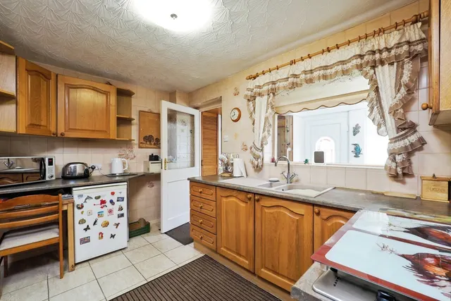 Photo 3 — Ordnance Court, Beeston, Nottingham, Nottinghamshire, NG9