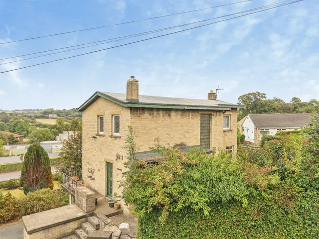 Wesley Street, Cleckheaton, BD19, photo 1