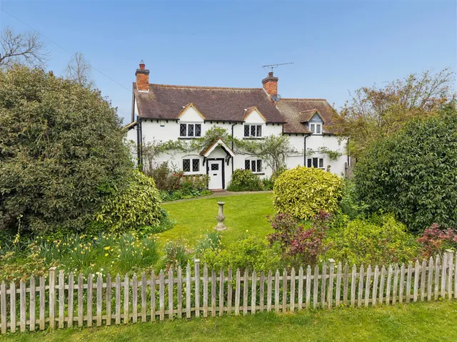 Drayton Road, Newton Longville, photo 1