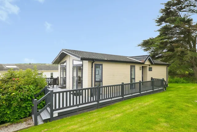 Praa Sands Holiday Park, Penzance, TR20, photo 1