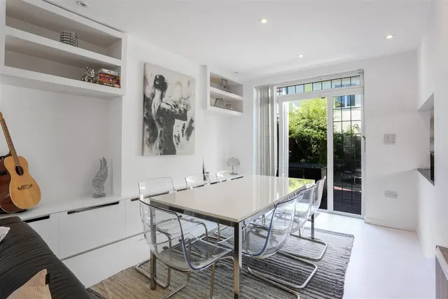 Photo 3 — Fieldsend Road, Cheam, Sutton, SM3 8PA