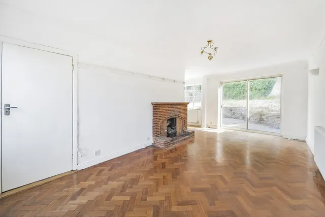 Photo 2 — Ullswater Crescent, London, SW15