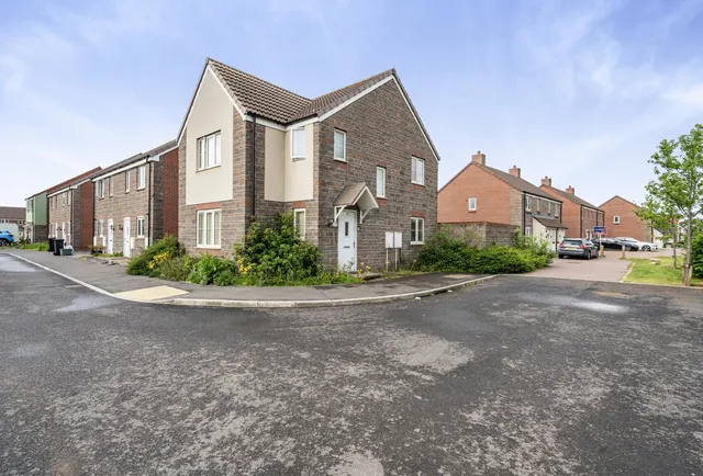 Harebell Road, South Gloucestershire, Lyde Green, BS16 7LY, photo 1
