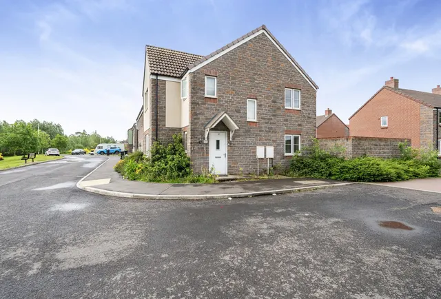 Harebell Road, South Gloucestershire, Lyde Green, BS16 7LY, photo 1