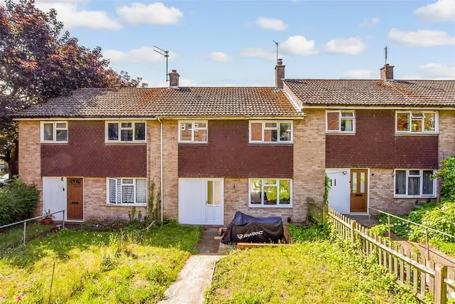 Woodford Road, Maidstone, ME16, photo 1