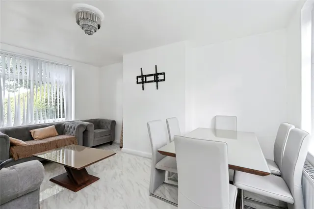 Laxey Road, Blackburn, BB2, photo 3