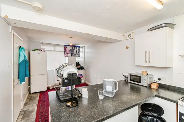 Holt Road, Southampton, SO15, photo 3