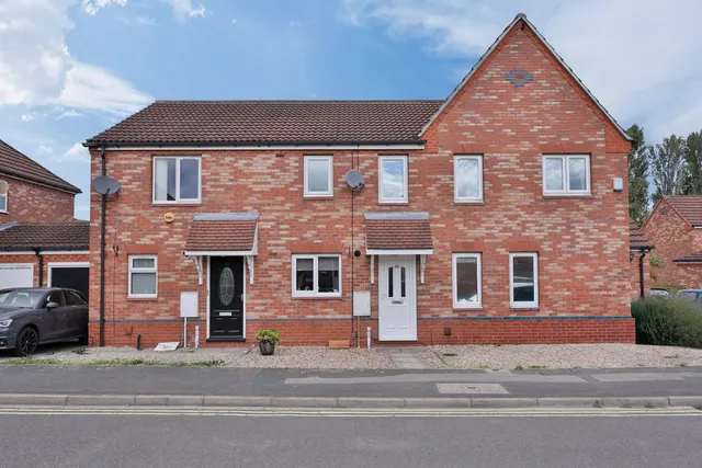 Aldborough Way, York, photo 1