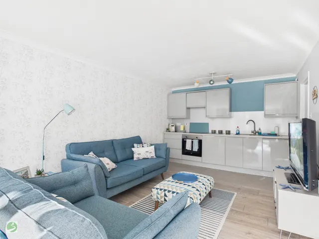 Photo 3 — Millendreath Beach Resort, Millendreath, PL13 1PF