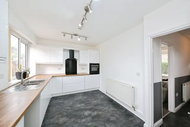 Photo 2 — Harrowden Road, Doncaster, South Yorkshire, DN2