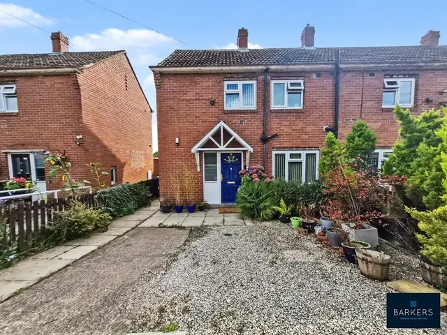 Photo 2 — Nussey Avenue, Birstall WF17 9QP