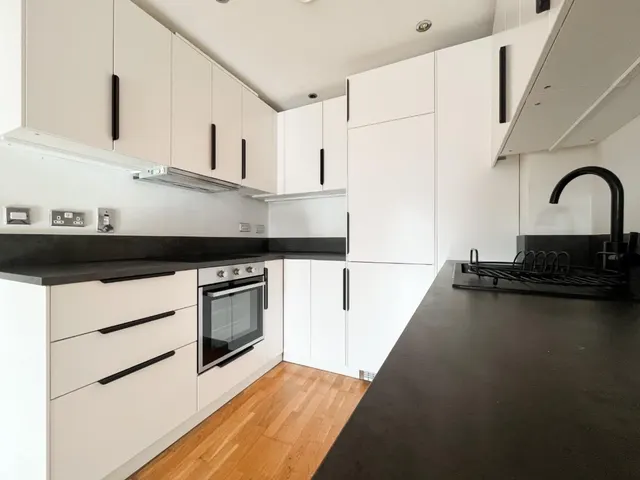 Gotts Road, Leeds, LS12, photo 2