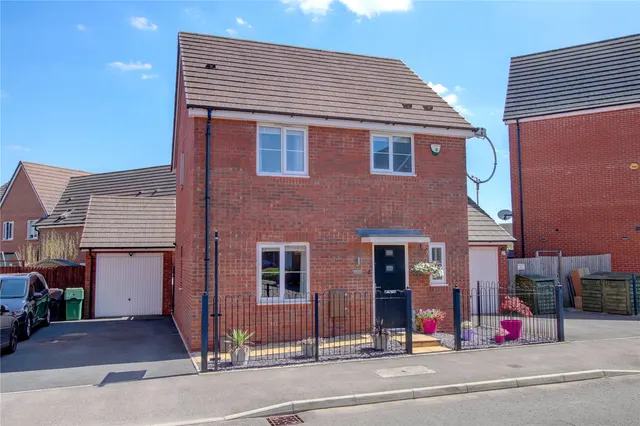 Fairey Street, Cofton Hackett, Birmingham, Worcestershire, B45 8GU, photo 1