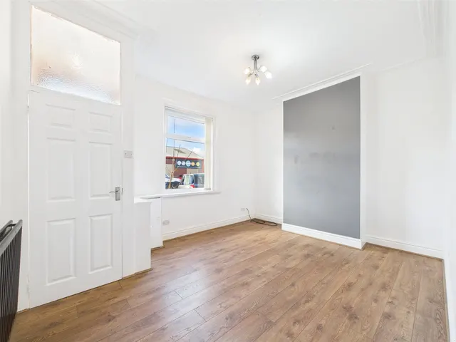 Photo 2 — Fields New Road, Chadderton, Oldham, Lancs, OL9 8NH