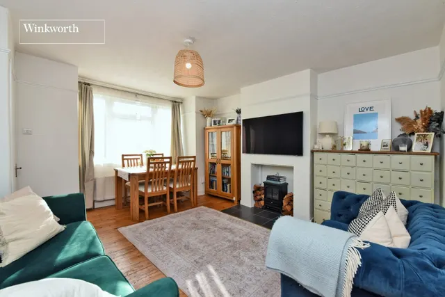 Brinkley Road, Worcester Park, KT4, photo 2